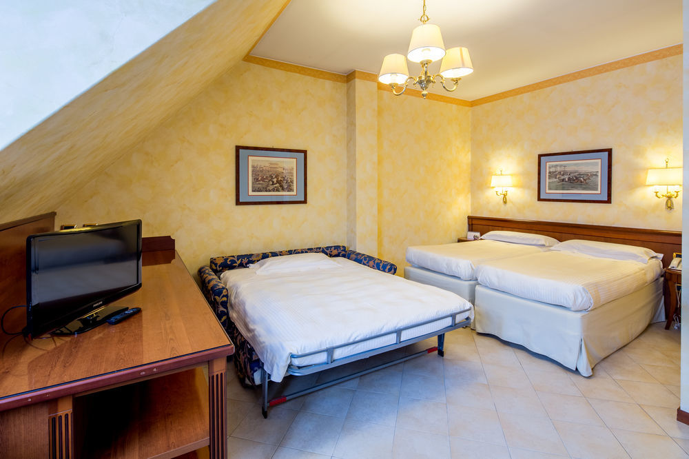 Unaway Hotel & Residence Linea Uno Milano Luaran gambar