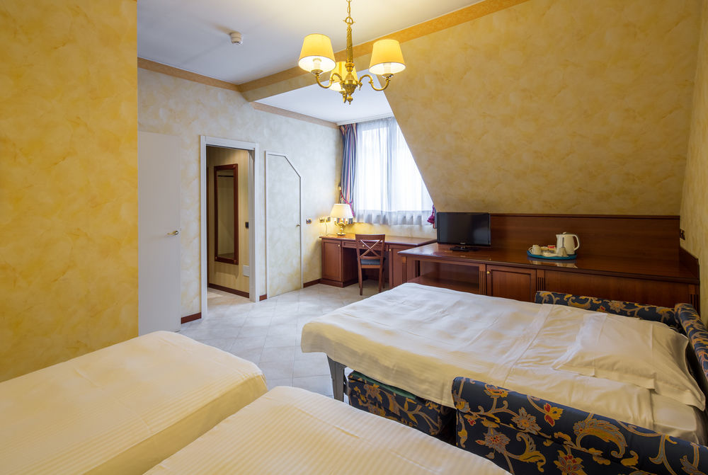 Unaway Hotel & Residence Linea Uno Milano Luaran gambar