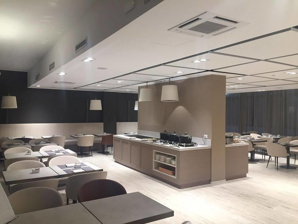 Unaway Hotel & Residence Linea Uno Milano Luaran gambar