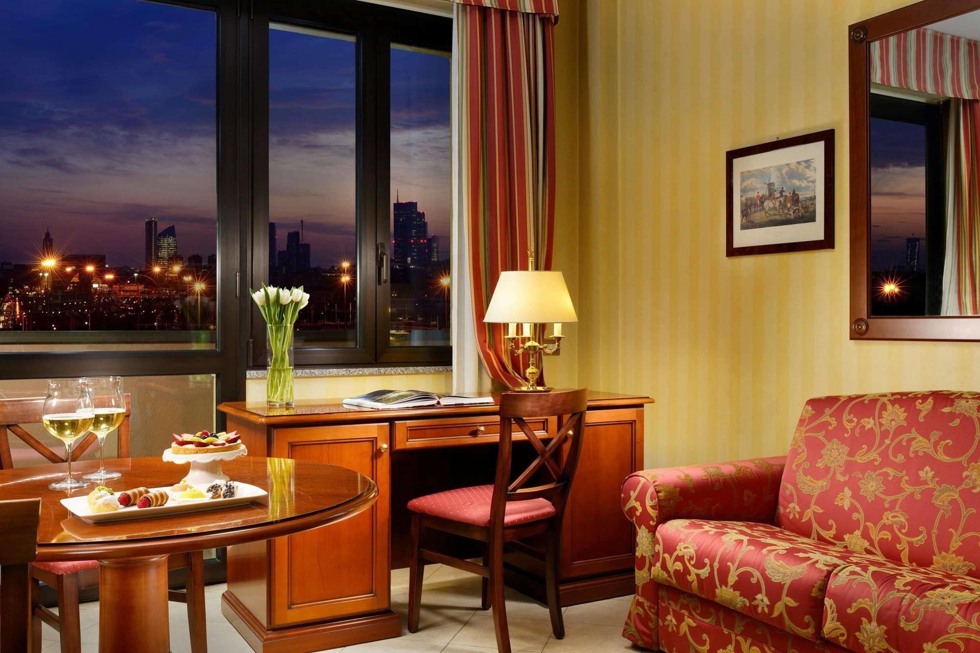 Unaway Hotel & Residence Linea Uno Milano Luaran gambar